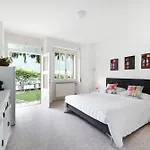 La Luna Bed and Breakfast 3*