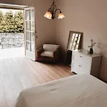 La Luna Bed and Breakfast 3*