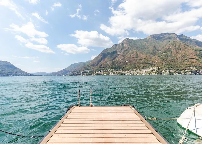 La Luna לינה וארוחת בוקר 3*